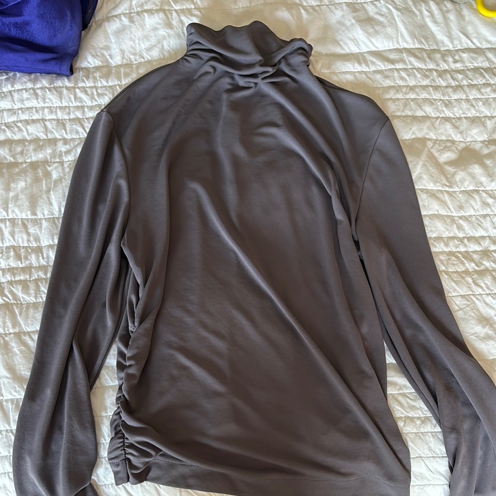 Mango Gray Ruched Long Sleeve Tee